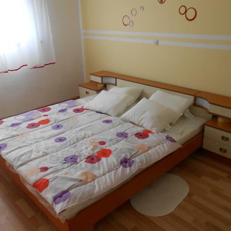 Apartman Gabi Kastav Εξωτερικό φωτογραφία